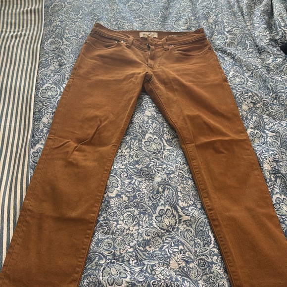 Madewell Men’s 31/30 Athletic Slim Jeans in Dried Cedar Color - Picture 6 of 8